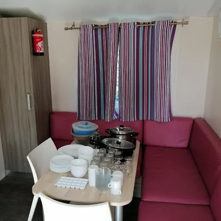 Mobil Home Climatise Camping Novella Port-la-Nouvelle Exterior photo